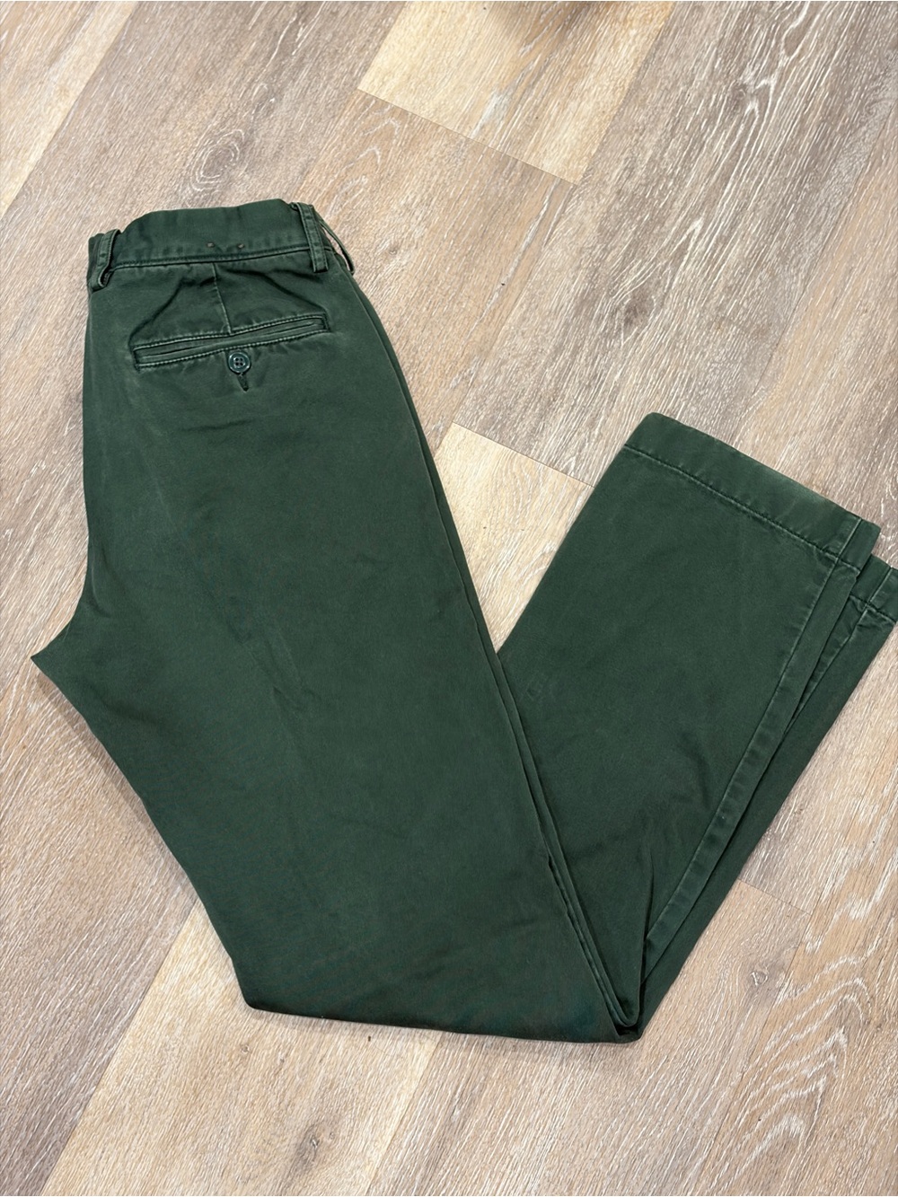 JCREW Men’s Broken In Urban Slim dark green cotton twill chino pants